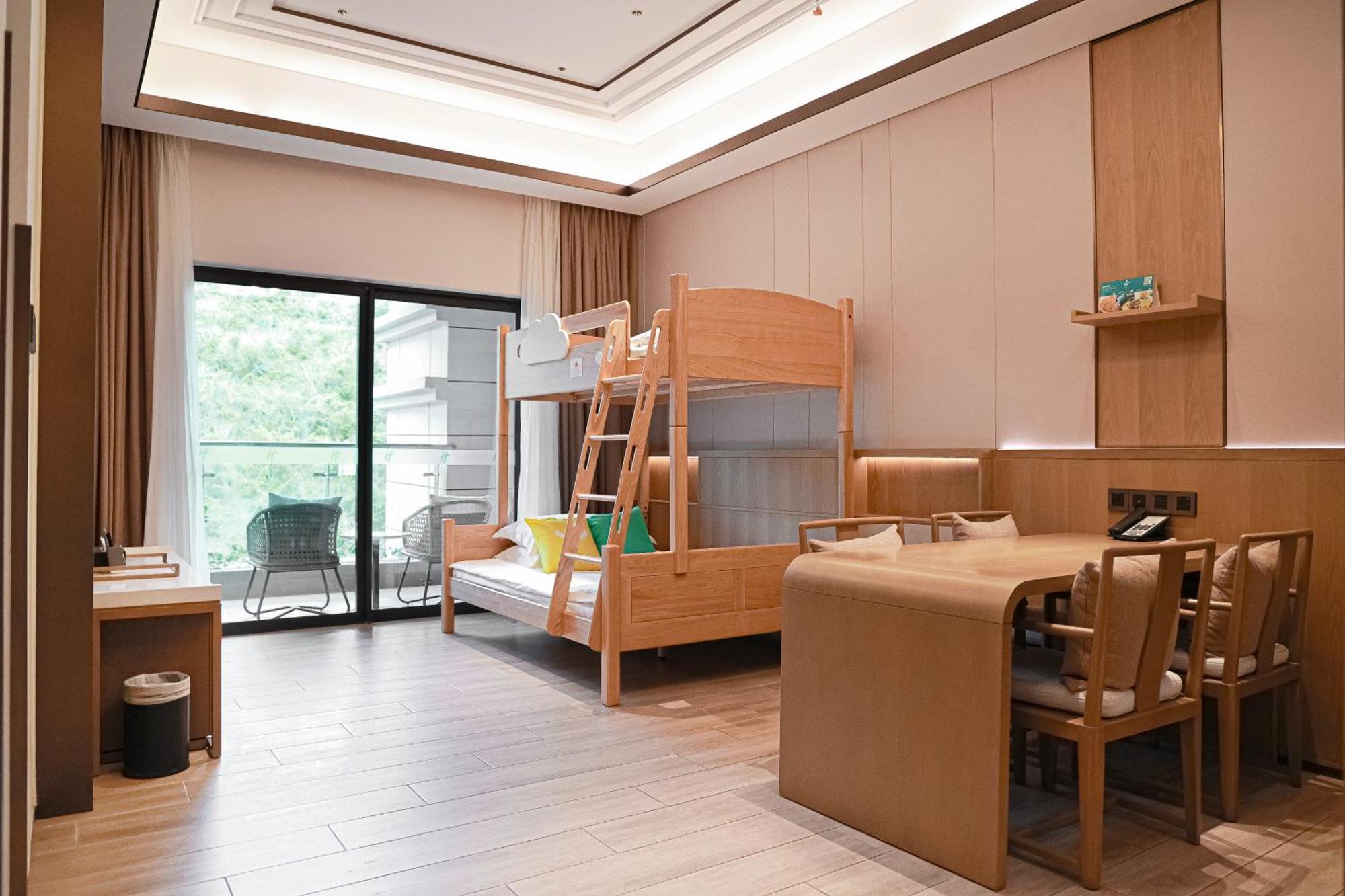 Holiday Inn & Suites Sanya Yalong Bay Exterior foto